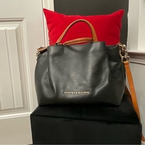 Dooney & Bourke Penrose Large Barlow purse